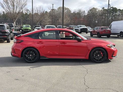 Used 2025 Honda Civic Type R image 13