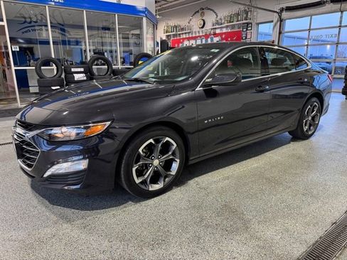 Used 2023 Chevrolet Malibu LT image 4