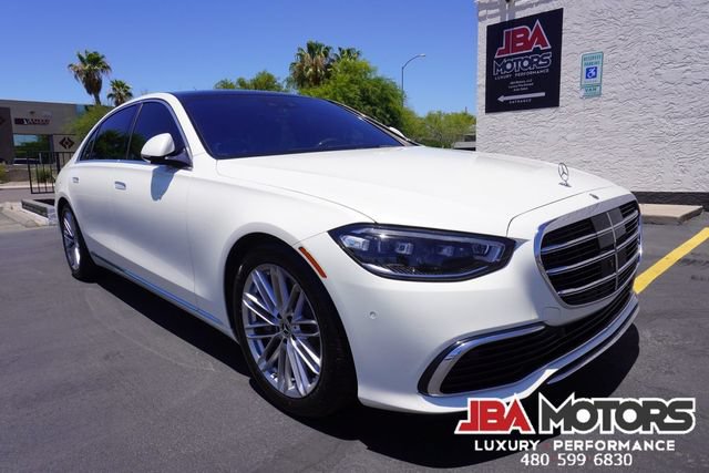 Used 2021 Mercedes-Benz S 580 4MATIC Sedan image 2