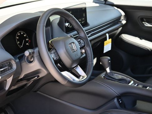 New 2026 Honda HR-V EX-L image 14