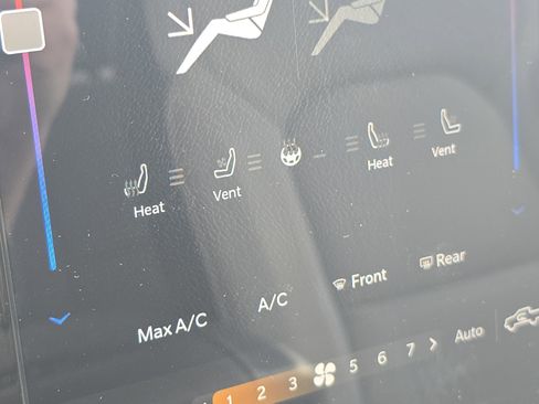 Used 2024 RAM 1500 Limited image 19