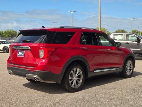 Used 2021 Ford Explorer Limited w/ Equipment Group 301A AWD/4WD image 5