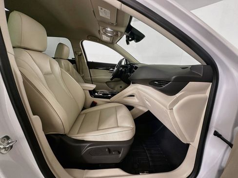 Used 2022 Buick Envision Essence w/ Technology Package I FWD image 30