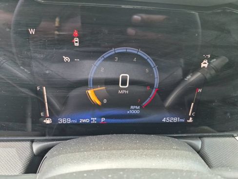 Used 2025 Chevrolet TrailBlazer LT AWD/4WD image 6