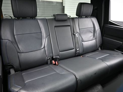 Used 2023 Toyota Tundra Platinum AWD/4WD image 33