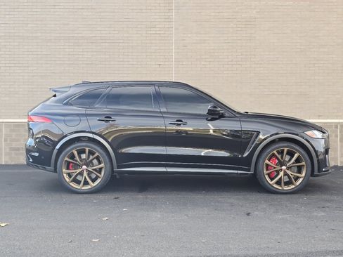 Used 2020 Jaguar F-PACE SVR image 9