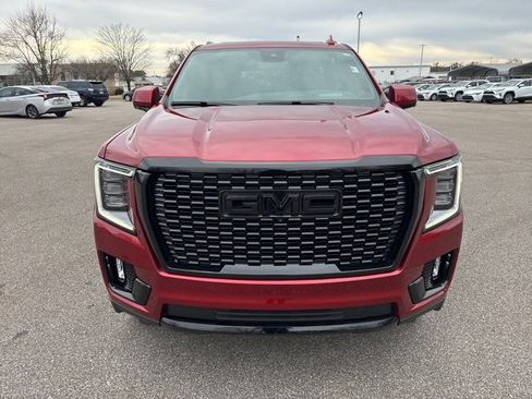 Used 2024 GMC Yukon Denali image 8