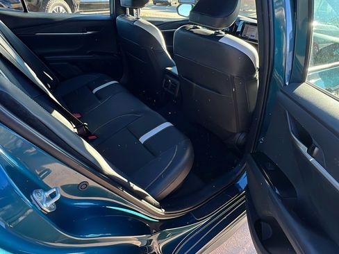 Used 2025 Toyota Camry SE image 22