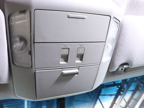 Used 2008 Toyota Sequoia Limited image 66