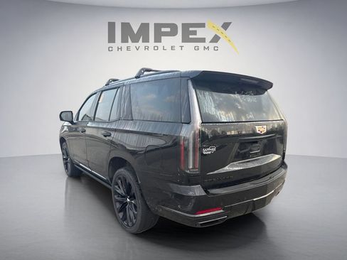 Used 2025 Cadillac Escalade Sport Platinum w/ LPO, ONYX Package AWD/4WD image 3