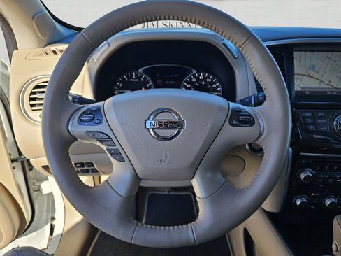 Used 2015 Nissan Pathfinder Platinum image 22