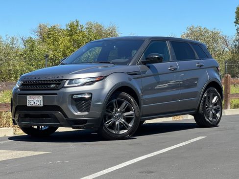 Used 2018 Land Rover Range Rover Evoque Landmark Edition AWD/4WD image 2