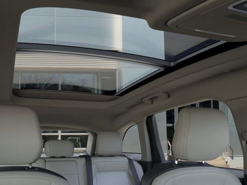 New 2026 Lincoln Nautilus Premier w/ Equipment Group 102A image 22