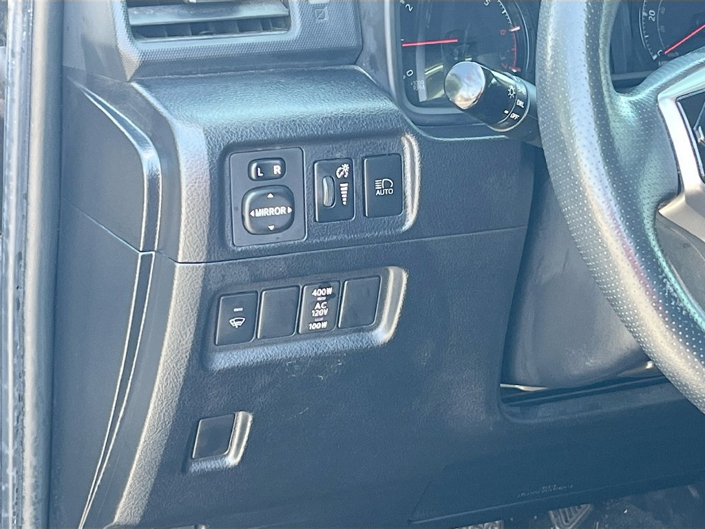 Used 2021 Toyota 4Runner Trail Special Edition AWD/4WD image 10