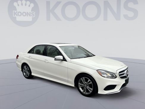 Used 2014 Mercedes-Benz E 350 4MATIC Sedan image 10