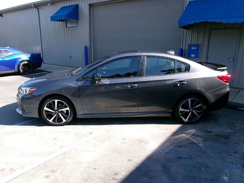 Used 2022 Subaru Impreza 2.0i Sport image 3