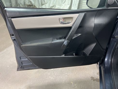 Used 2019 Toyota Corolla LE image 20