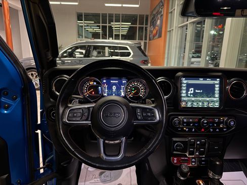 Used 2023 Jeep Wrangler Unlimited Rubicon 392 image 35