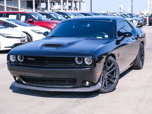 Used 2021 Dodge Challenger R/T Scat Pack w/ T/A Package RWD image 1