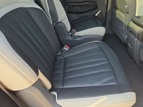 Certified 2024 Kia EV9 GT-Line AWD/4WD image 19