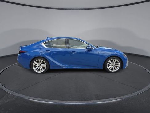 Used 2023 Lexus IS 300 w/ Comfort Package RWD image 9