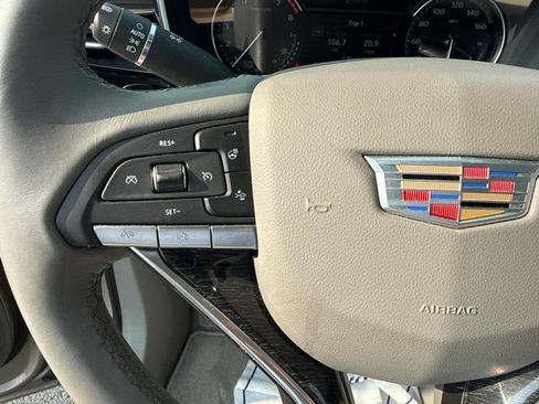 Used 2022 Cadillac XT6 Premium Luxury AWD/4WD image 21