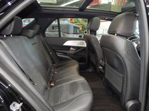 Used 2022 Mercedes-Benz GLE 350 4MATIC w/ AMG Line Exterior image 33