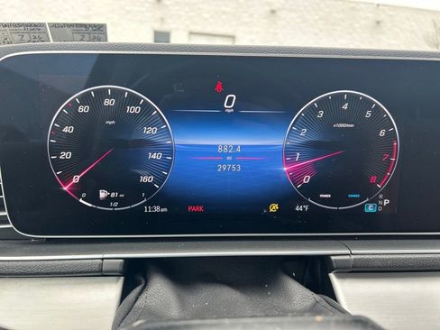 Used 2024 Mercedes-Benz GLE 350 4MATIC image 14