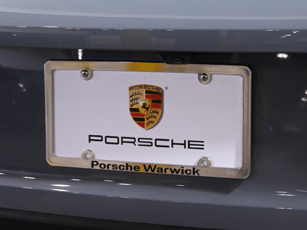 Used 2026 Porsche Cayenne E-Hybrid AWD/4WD image 14