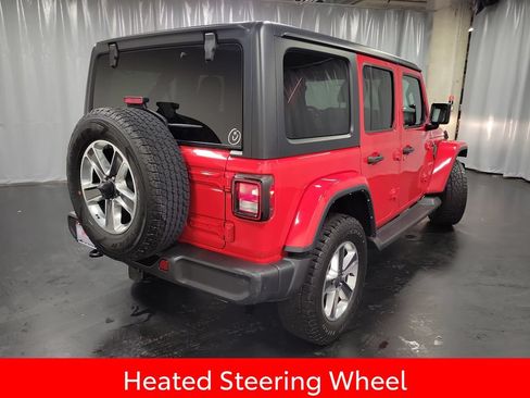 Used 2022 Jeep Wrangler Unlimited Sahara w/ Cold Weather Group AWD/4WD image 8