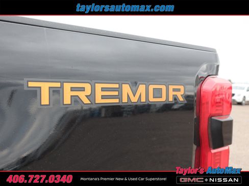Used 2023 Ford F350 Platinum w/ Tremor Off-Road Package AWD/4WD image 49