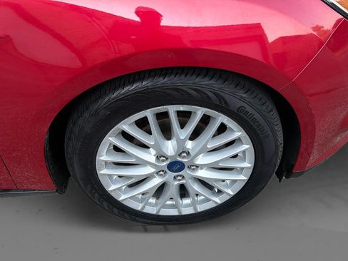 Used 2012 Ford Focus SEL FWD image 25