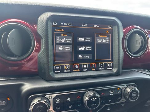 Used 2021 Jeep Wrangler Unlimited Sport AWD/4WD image 26