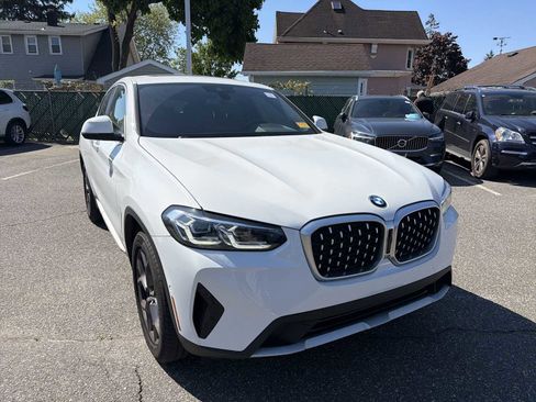 Certified 2025 BMW X4 xDrive30i w/ Convenience Package AWD/4WD image 5