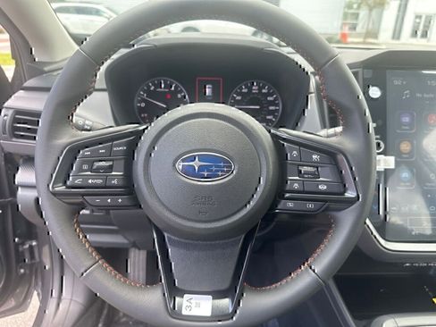 New 2025 Subaru Crosstrek 2.5i Limited w/ Popular Package #3A image 10