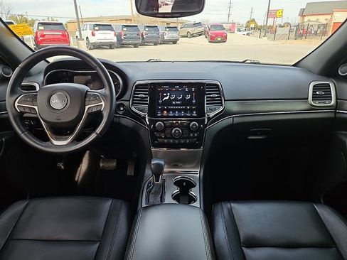 Used 2019 Jeep Grand Cherokee Limited image 10