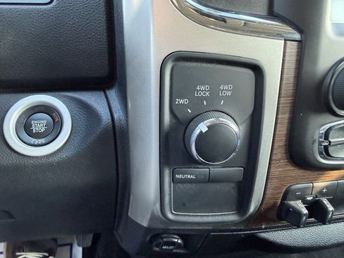 Used 2017 RAM 3500 Laramie image 25