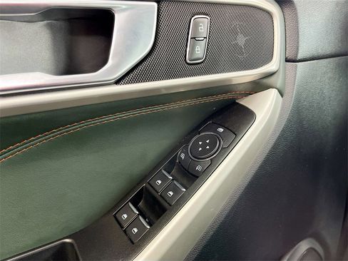 Used 2022 Ford Explorer Timberline image 18
