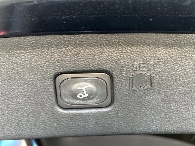 Used 2024 Ford Edge Titanium w/ Cargo Accessory Package AWD/4WD image 7