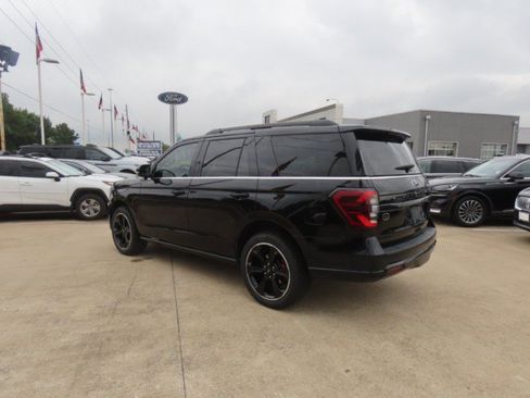 Used 2023 Ford Expedition Limited AWD/4WD image 15