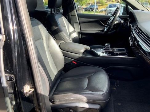 Used 2017 Audi Q7 3.0T Premium image 7