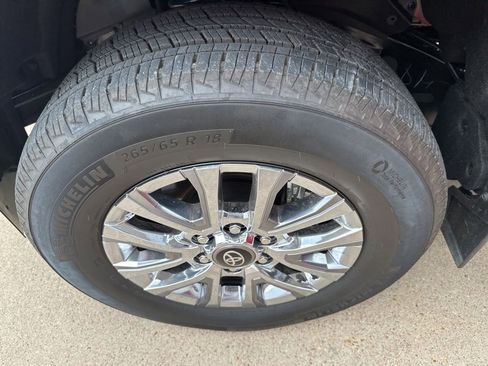 Used 2026 Toyota Tacoma Limited AWD/4WD image 26