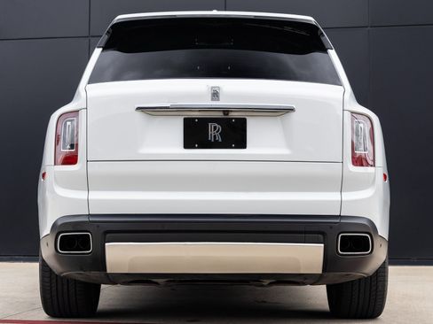 Certified 2022 Rolls-Royce Cullinan image 10