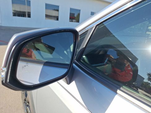 Used 2022 Toyota RAV4 XLE image 15