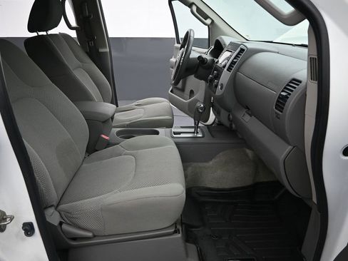 Used 2017 Nissan Frontier SV w/ SV Value Truck Package image 20