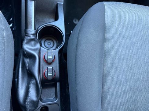 Used 2016 RAM ProMaster City Tradesman SLT w/ Rear Back-up Camera Group image 35