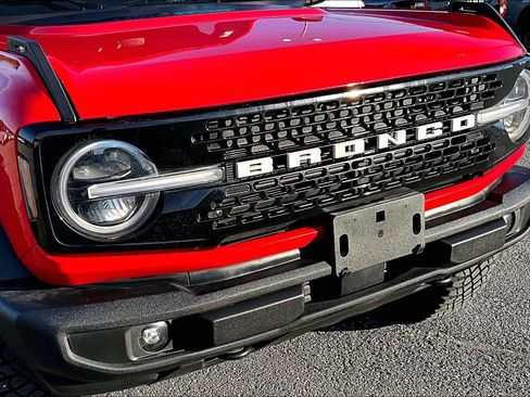 Used 2022 Ford Bronco Wildtrak image 28