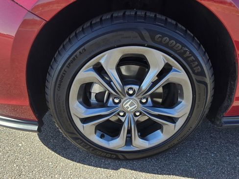 Used 2023 Honda Accord EX image 9