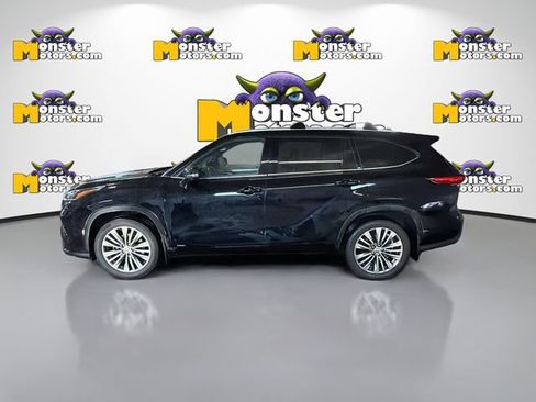 Used 2022 Toyota Highlander Platinum image 7