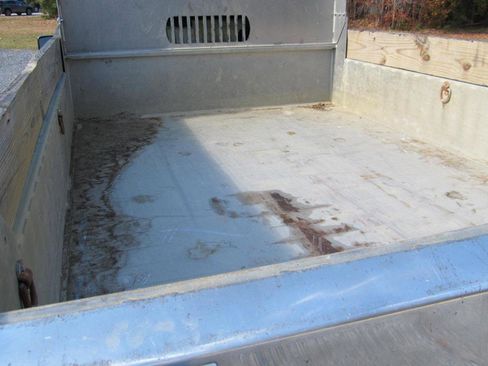 Used 2018 RAM 5500 SLT w/ Quick Order Package 29G SLT image 13